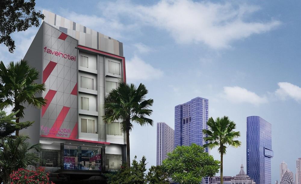 Favehotel Graha Agung Surabaya Exteriör bild