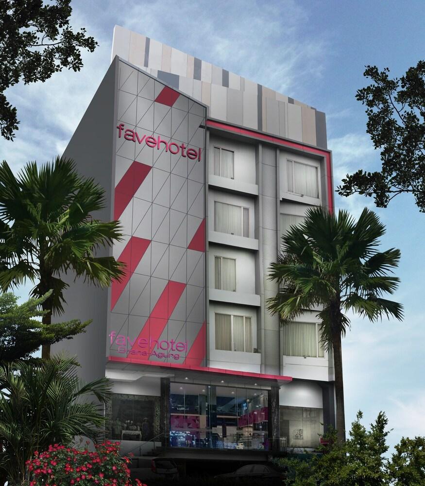 Favehotel Graha Agung Surabaya Exteriör bild