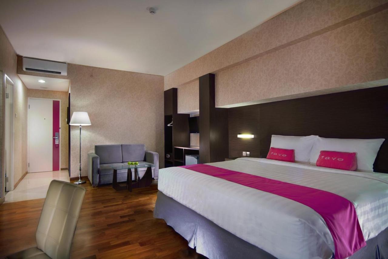 Favehotel Graha Agung Surabaya Exteriör bild