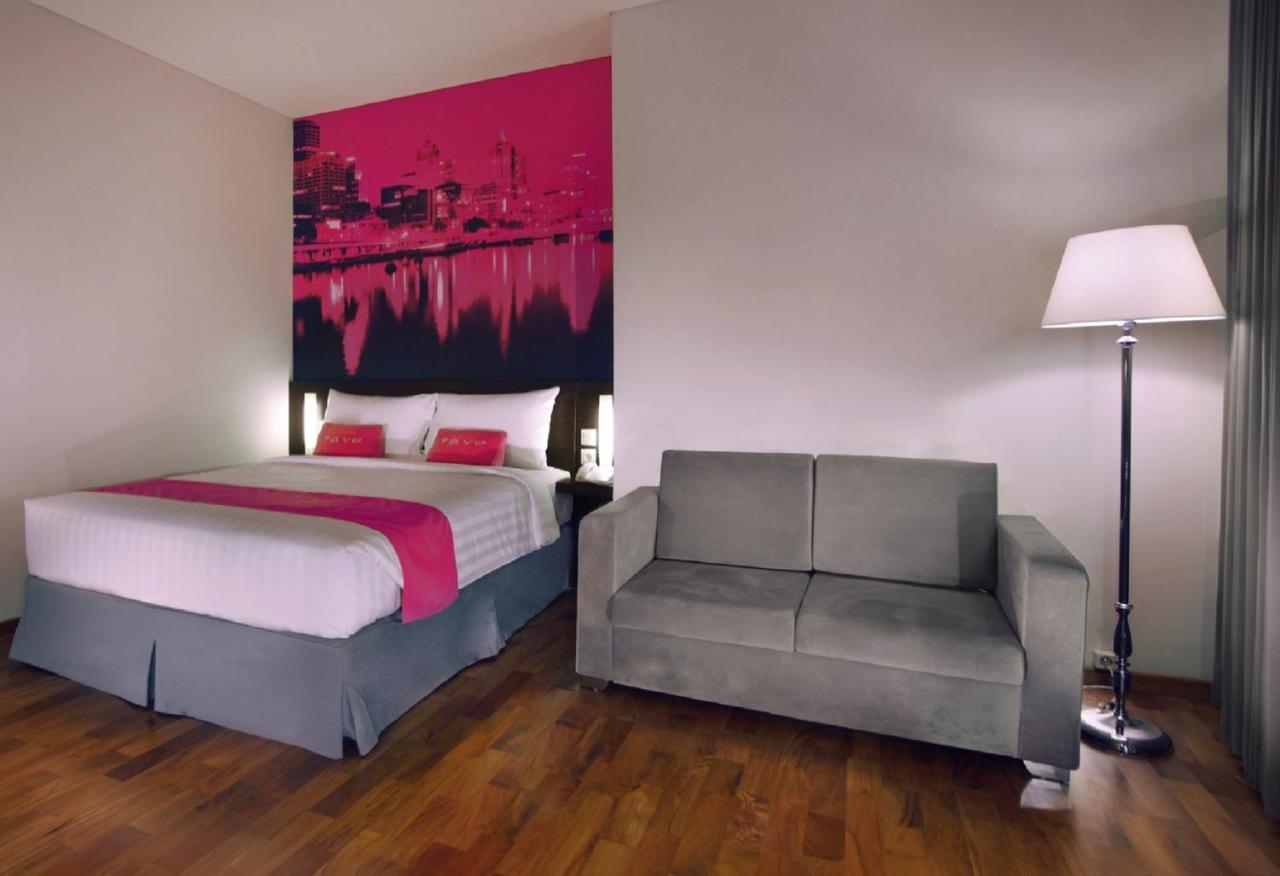 Favehotel Graha Agung Surabaya Exteriör bild