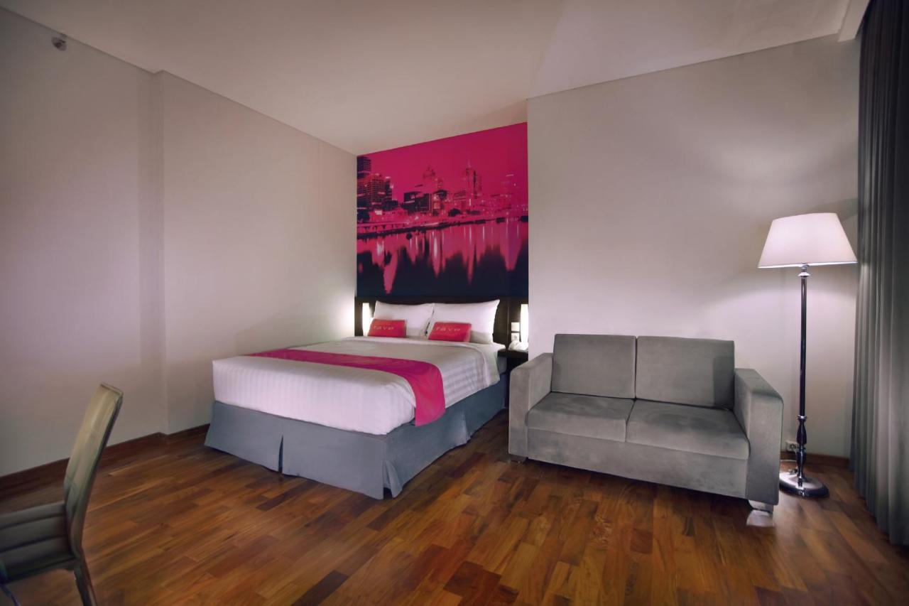 Favehotel Graha Agung Surabaya Exteriör bild